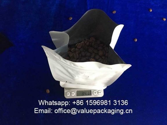 filled-level-12oz-coffee-bag-box-bottom