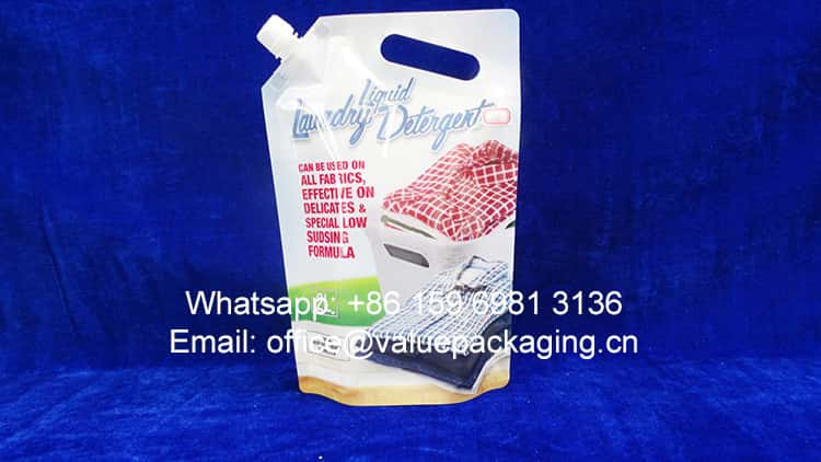 standing-effect-2Litre-liquid-detergent-spout-bag