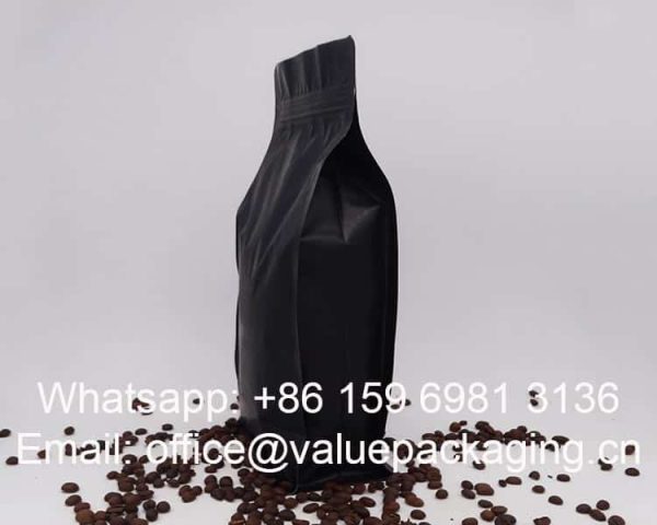 050-1kg-matte-black-coffee-beans-bag-with-degassing-valve11-min