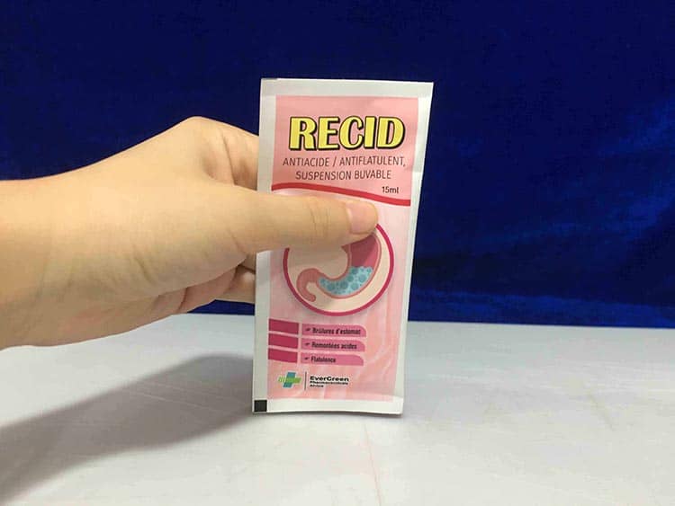 R009-Printed-film-roll-for-untiflatulent-products-16ml-3-sides-sealed-sachet