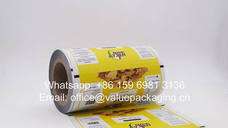 R020-matte-printed-metallized-film-roll-for-chinchin flakes-products-pillow-sachet