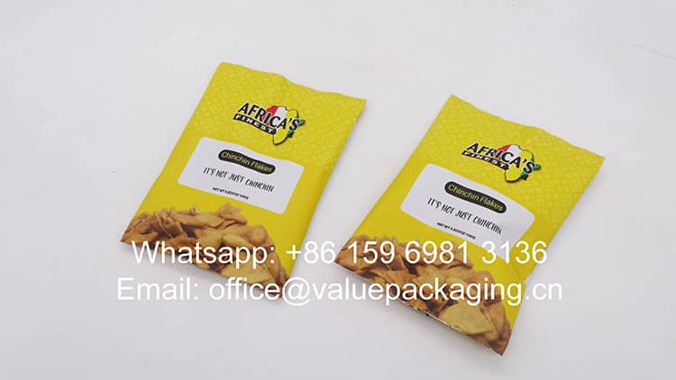 R020-matte-printed-metallized-film-roll-for-chinchin flakes-products-pillow-sachet