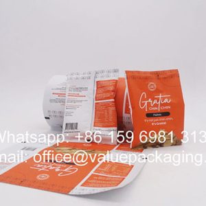 R027-Printed-metallized-film-roll-for-chinchin flakes-products-pillow-sachet-package