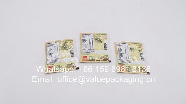 R030-Printed-metallized-film-roll-for-powder-10grams-3-sides-sealed-sachet