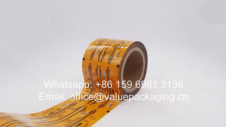 R045-Printed-metallized-film-roll-for-honey-products-15g-3-sides-sealed-sachet