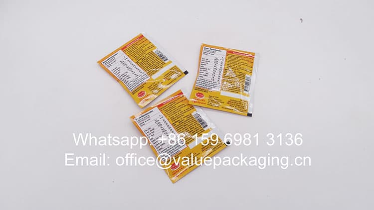 R047-Printed-film-roll-for-spices-powder-10grams-3-sides-sealed-sachet