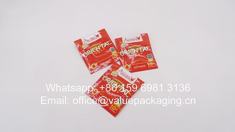 R047-Printed-film-roll-for-spices-powder-10grams-3-sides-sealed-sachet