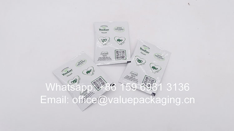 R049-Customer-printed-aluminum-foil-roll-for-sunscreen-9grams-3-sides-sealed-sachet