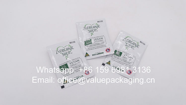R049-Customer-printed-aluminum-foil-roll-for-sunscreen-9grams-3-sides-sealed-sachet-min