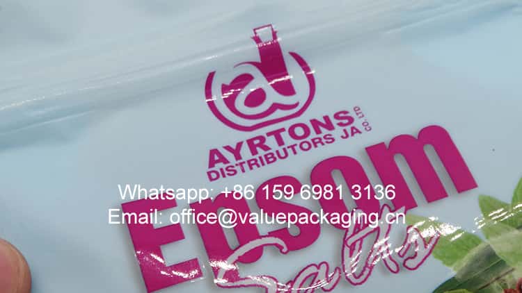 064-plastic-box-bottom-dry-nut-pouch-with-clear-window