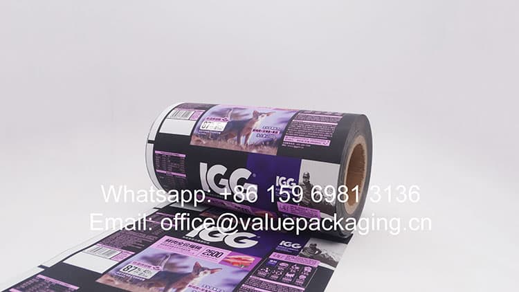 R057-Printed-metallized-film-roll-for-cat-food-products-100grams-pillow-sachet-package