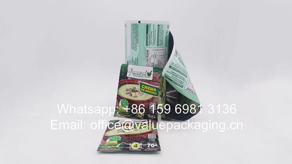 R059-Printed-metallized-film-roll-for-spices-powder-70grams-3-sides-sealed-sachet