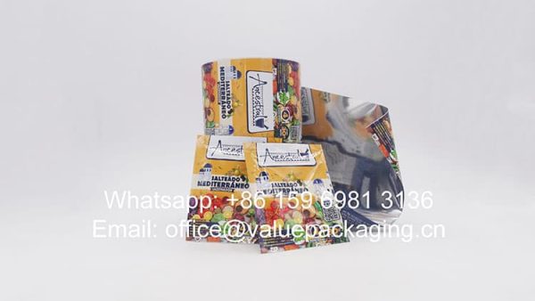 R064-Printed-film-roll-for-spices-powder-30grams-3-sides-sealed-sachet