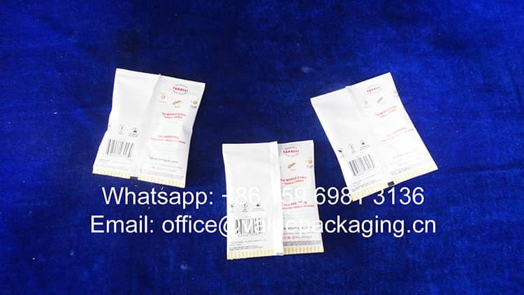 R071-Printed-metallized-film-roll-for-crisps-foods-30g-pillow-sachet-package