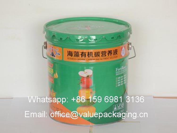 liquid-fertilizer-in-plastic-bottle-packaging