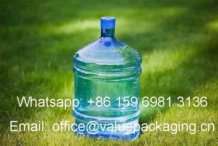 water-in-plastic-bottle-packaging