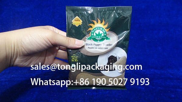 filled-effect-Printed-film-roll-for-black-pepper-powder-50grams-pillow-sachet-W105XH150mmwm