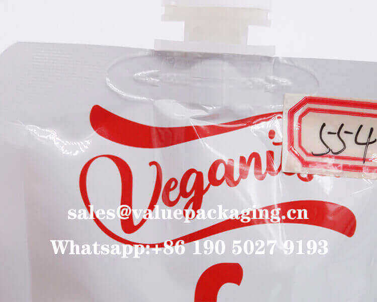 554-aluminum-foil-spout-standing-doypack-for-chilli-sauce5